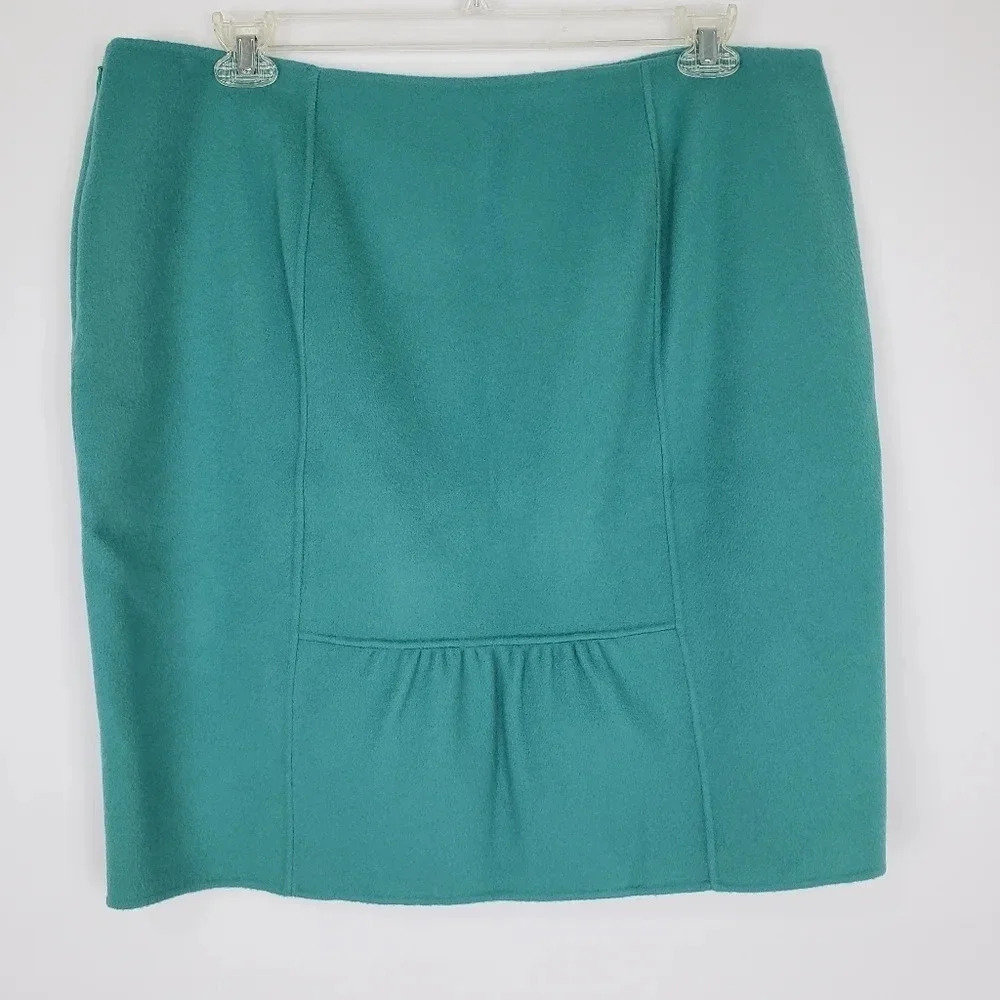 Talbots Woman Petites Wool Skirt - Picture 2 of 5